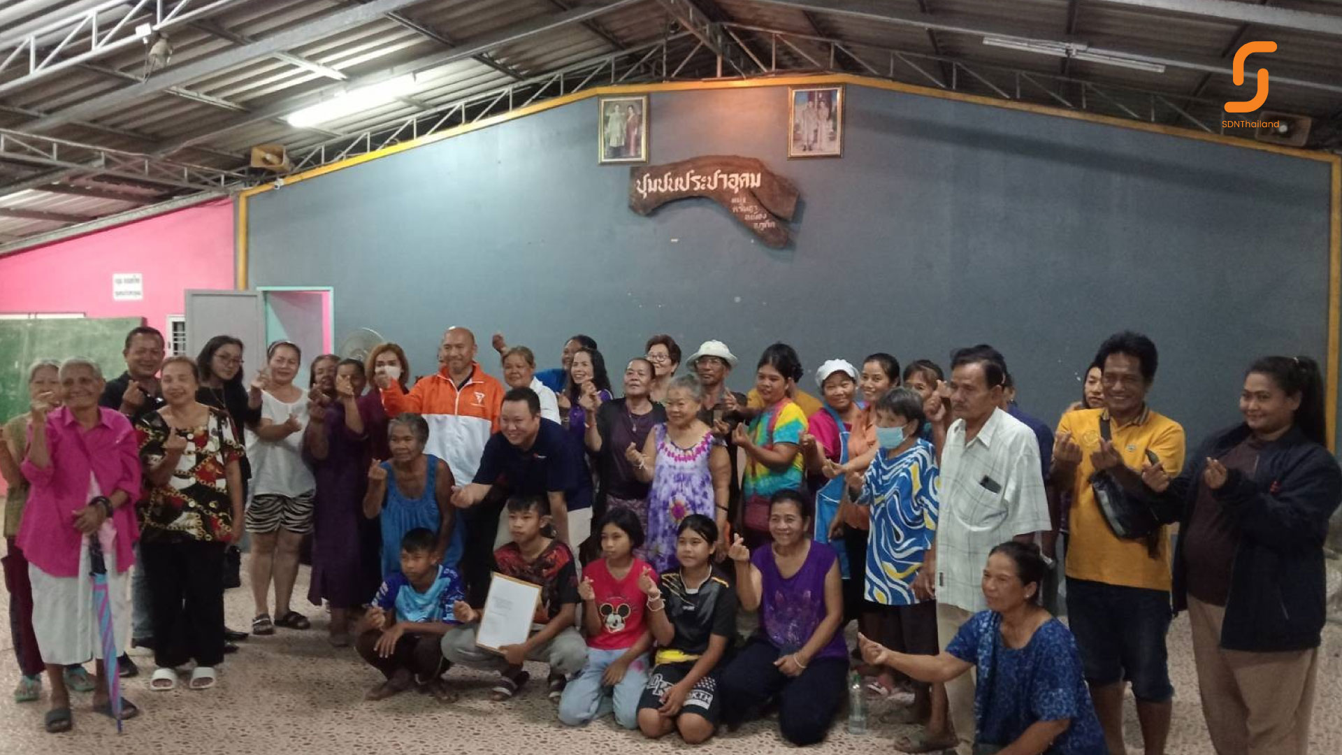 ประชาชนภูเก็ต ยื่นหนังสือ สส. พรรคก้าวไกล คัดค้านการแก้ไขกฎหมายควบคุมเครื่องดื่มแอลกอฮอล์